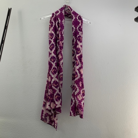 H&M purple tie-dye print scarf - Picture 2 of 6